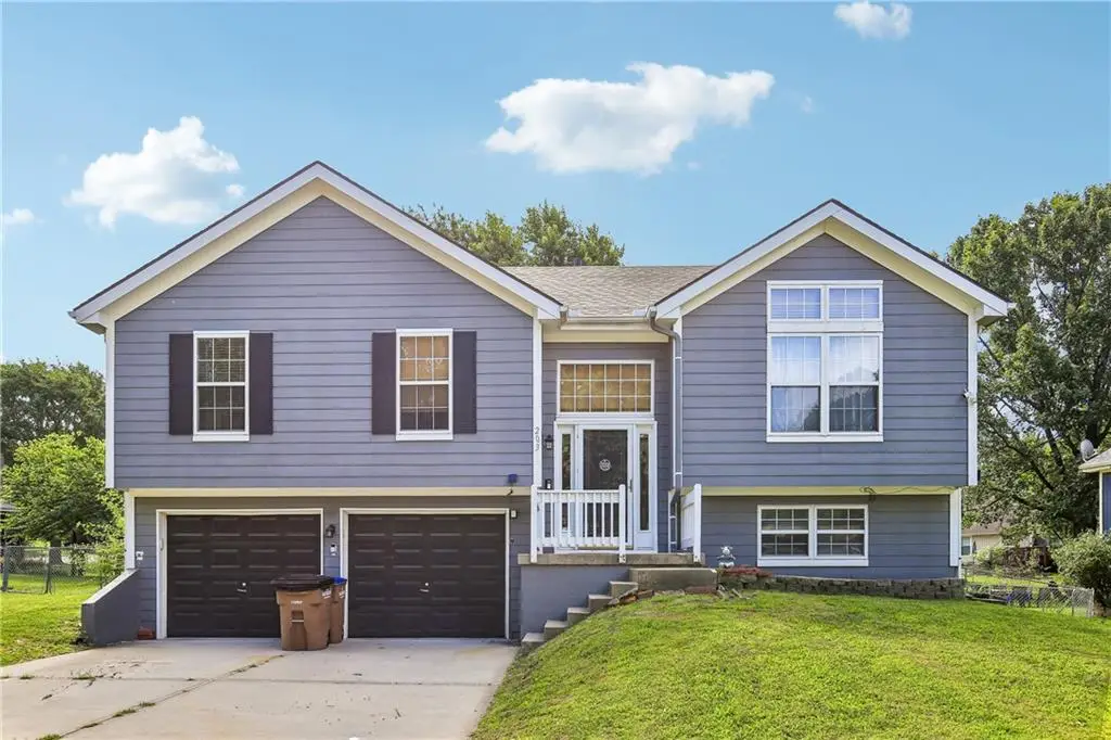 203 Broadmoor Drive, Raymore, MO 64083 - #1