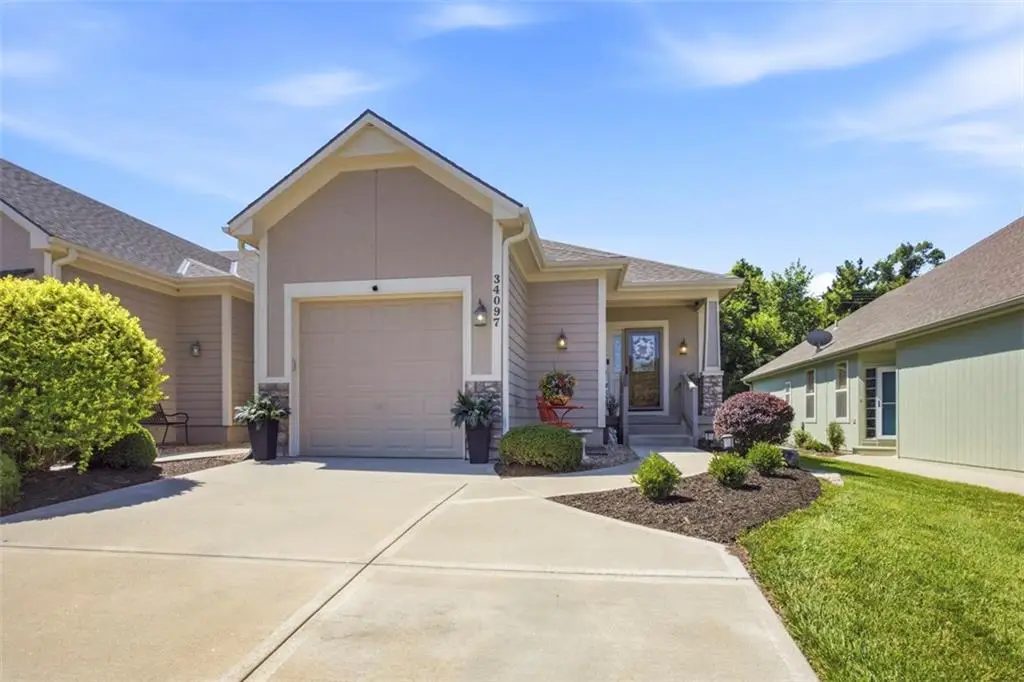 34097 W 90 Circle, De Soto, KS 66018 - #1