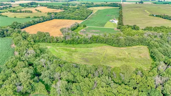 18306 Ozark Lane, Higginsville, MO 64037