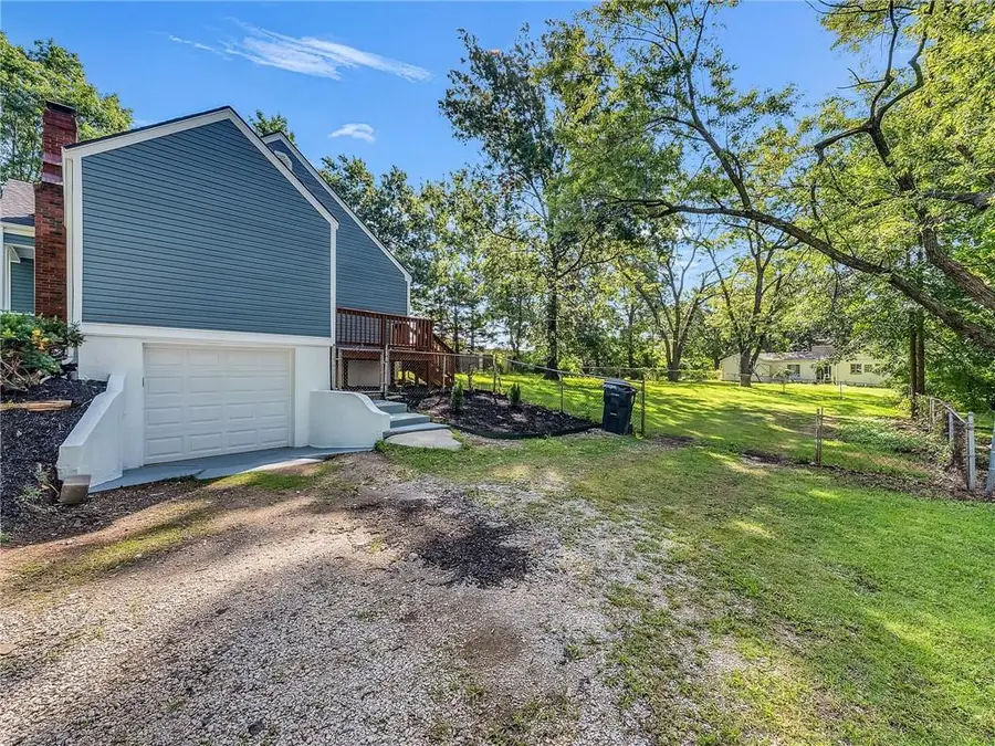 2421 NE Vivion Road, Kansas City, MO 64118 - #3