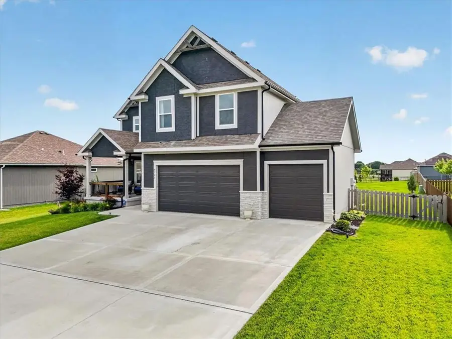 4705 SW 3rd Street, Blue Springs, MO 64014 - #2