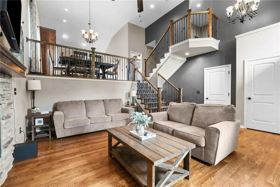 115 E Maple Street, Lone Jack, MO 64070 - #2