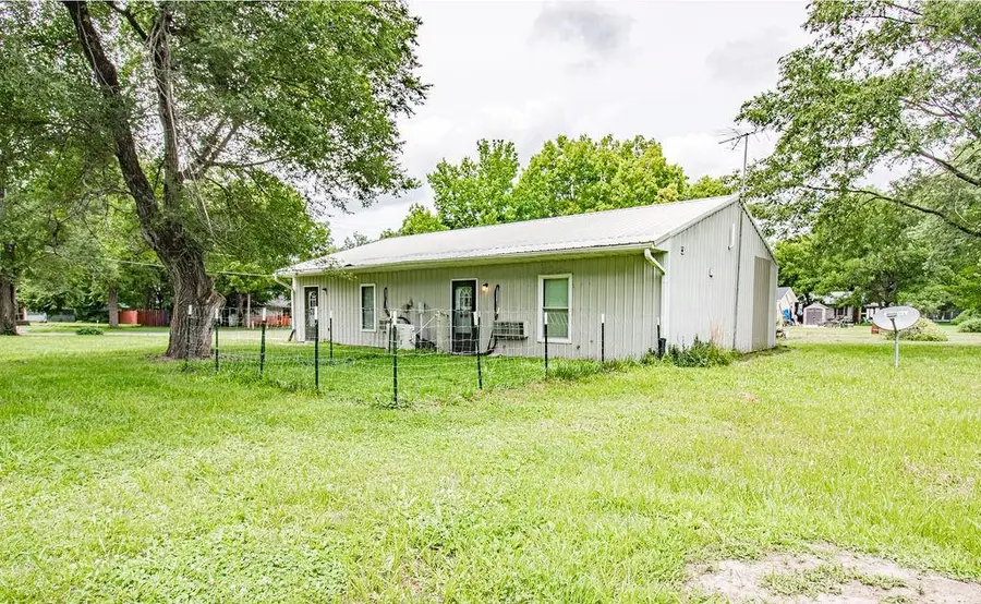 711 S Clay Street, Holden, MO 64040 - #2