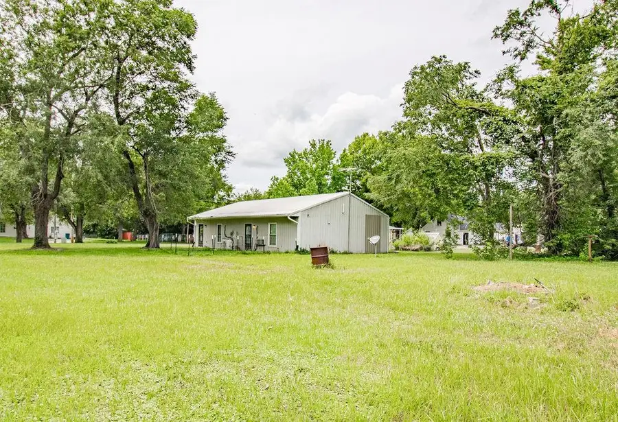 711 S Clay Street, Holden, MO 64040 - #3