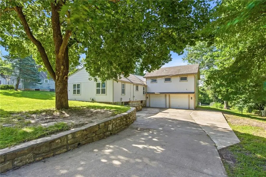 5619 Farrow Avenue, Kansas City, KS 66104 - #3