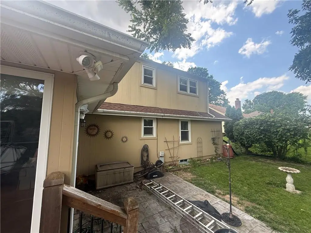 10003 N Charlotte Street, Kansas City, MO 64155 - #1