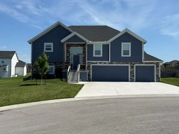 16338 Lois Lane, Basehor, KS 66007