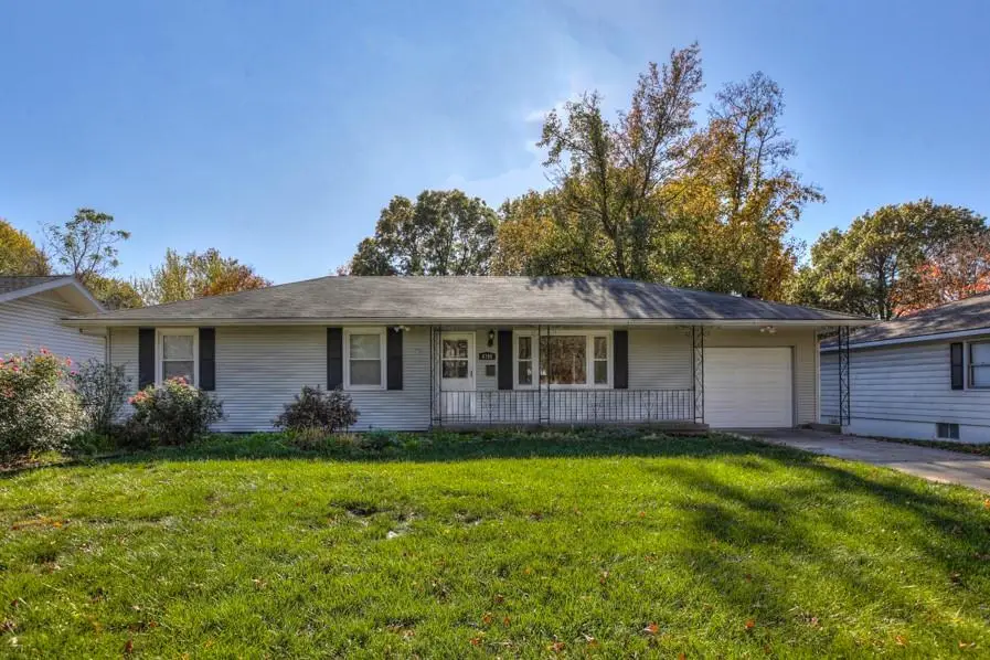 6705 E 99th Street, Kansas City, MO 64134 - #1