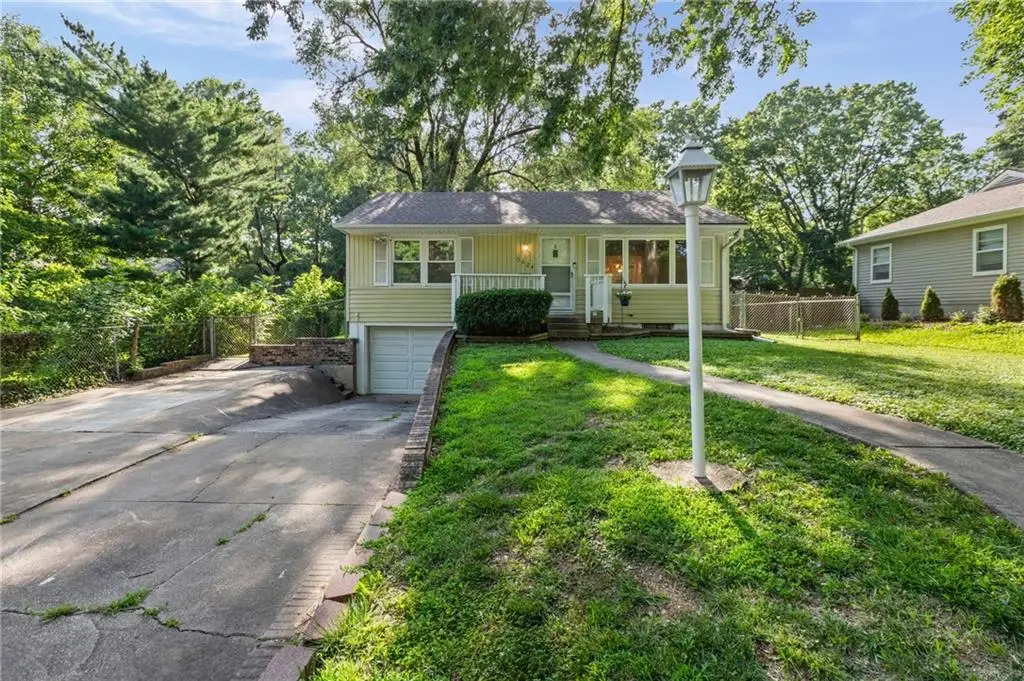 5624 Harvard Avenue, Raytown, MO 64133 - #1