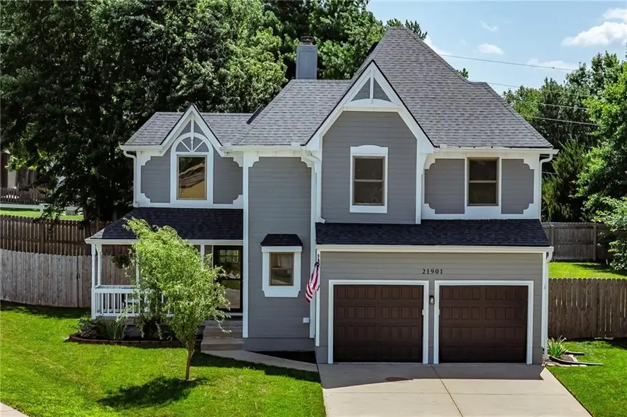 21901 W 47th Terrace, Shawnee, KS 66226 - #2