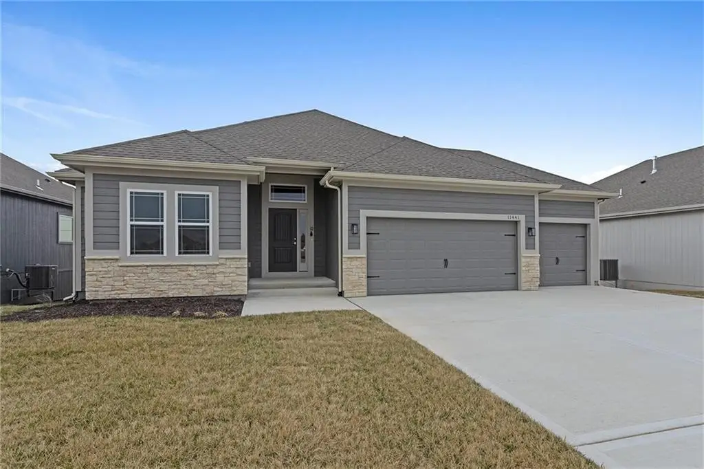11146 N Bristol Avenue, Kansas City, MO 64156 - #1