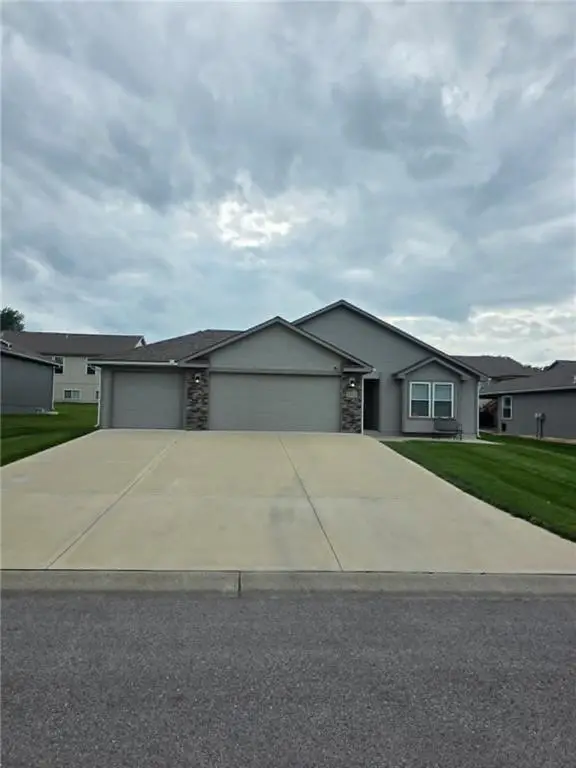 1812 N Crane Lane, Independence, MO 64058
