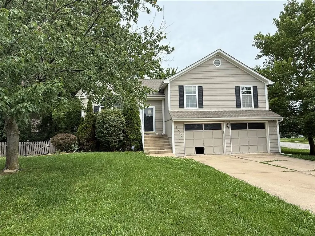 1500 NE Bronze Drive, Lees Summit, MO 64086 - #1
