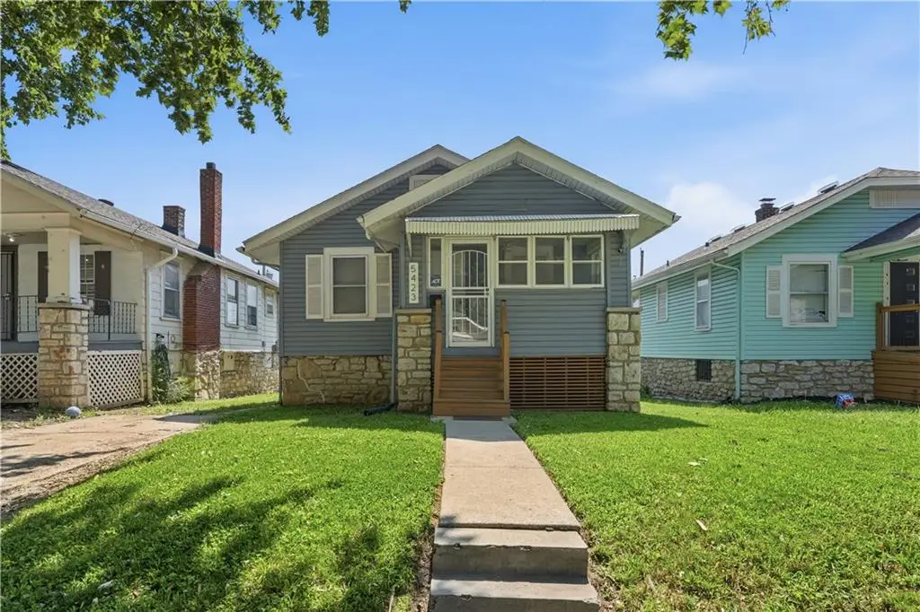 5423 Wabash Avenue, Kansas City, MO 64130 - #1