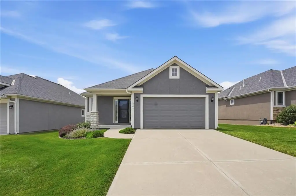 9402 N Bradford Avenue, Kansas City, MO 64154 - #1