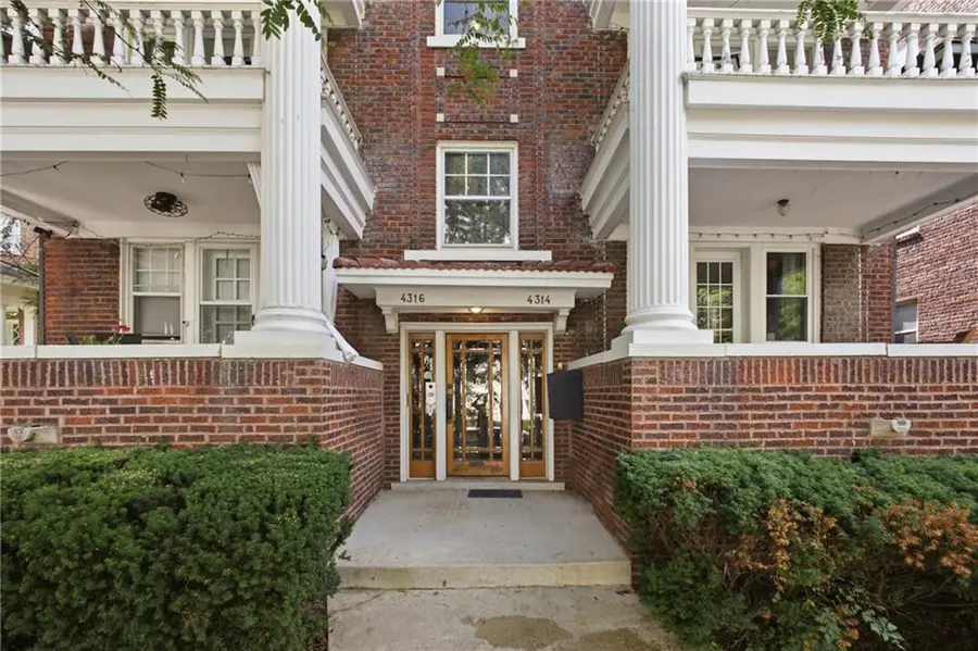 4316 Oak #3s Street, Kansas City, MO 64111 - #2