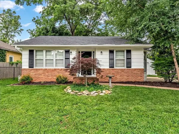 404 E Hale Street, Spring Hill, KS 66083
