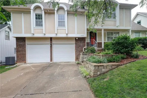 11820 W 99th Terrace, Overland Park, KS 66214