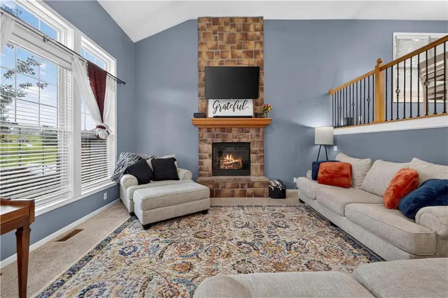 11020 Augusta Drive, Kansas City, KS 66109 - #3