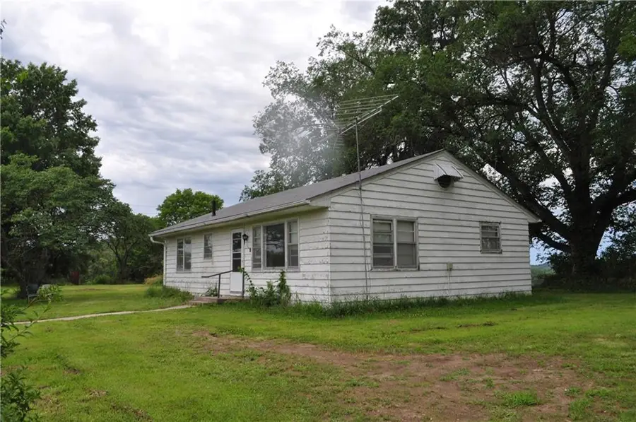 33135 Iatan Road, Weston, MO 64098 - #2