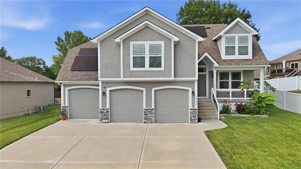 12104 E 68th Terrace, Kansas City, MO 64133 - #1