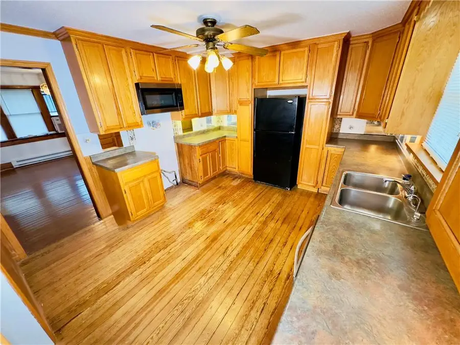 409 W Miller Street, Appleton City, MO 64724 - #3