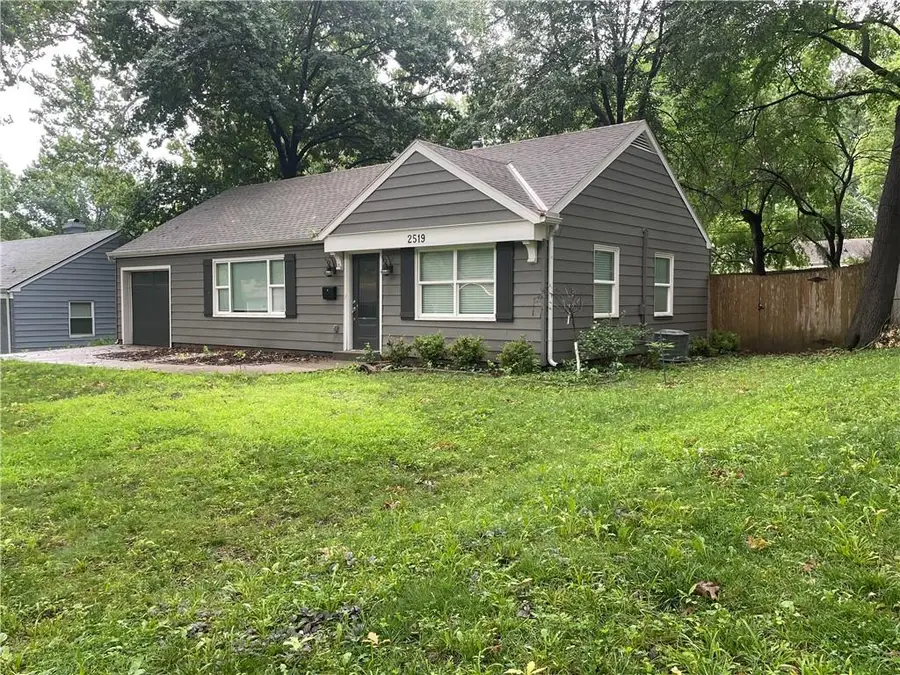 2519 W 79th Street, Prairie Village, KS 66208 - #2
