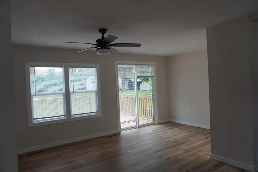 2412 Queen Ridge Drive, Independence, MO 64055 - #2