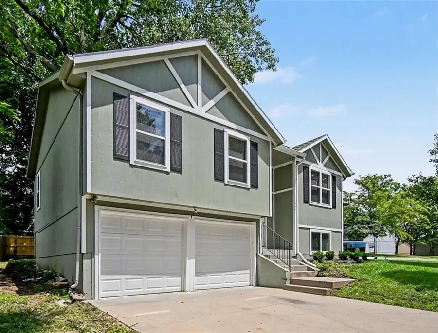 7444 Oakland Avenue, Kansas City, KS 66112 - #2