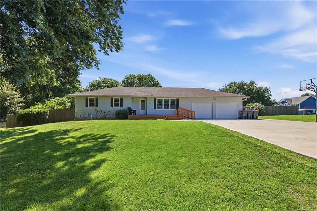 3714 N 154th Terrace, Basehor, KS 66007 - #1