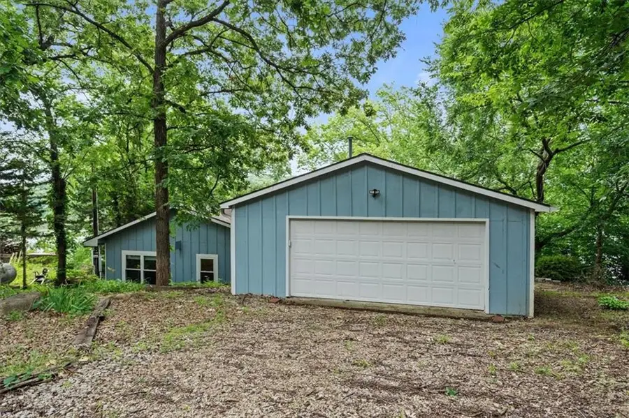 5058 Comanche Lane, McLouth, KS 66054 - #2