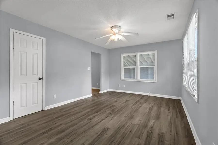 6011 Freeman Avenue, Kansas City, KS 66102 - #3