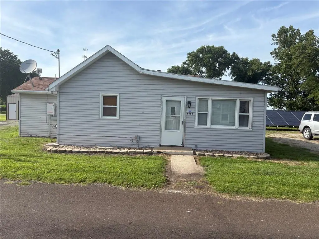 6555 SW George Street, Saint Joseph, MO 64504 - #1