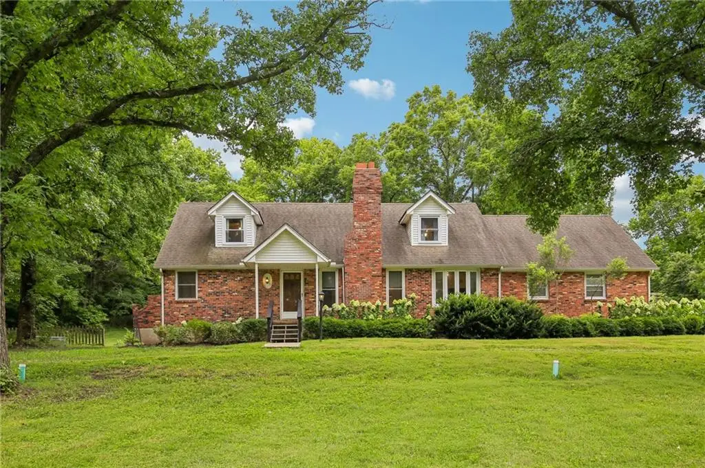 21629 Green Road, Leavenworth, KS 66048 - #1