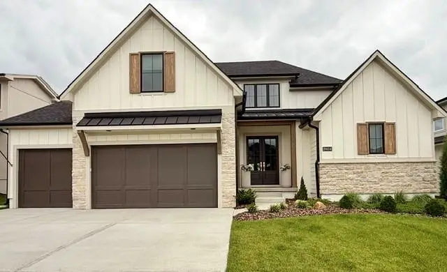 18604 Howe Drive, Overland Park, KS 66085 - #2