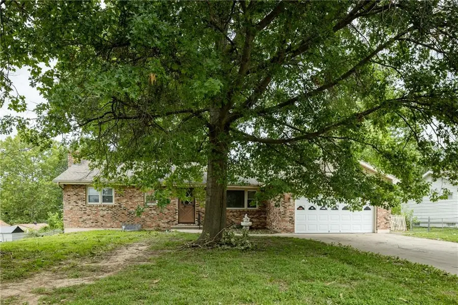 1602 NE 75th Terrace, Gladstone, MO 64118 - #2