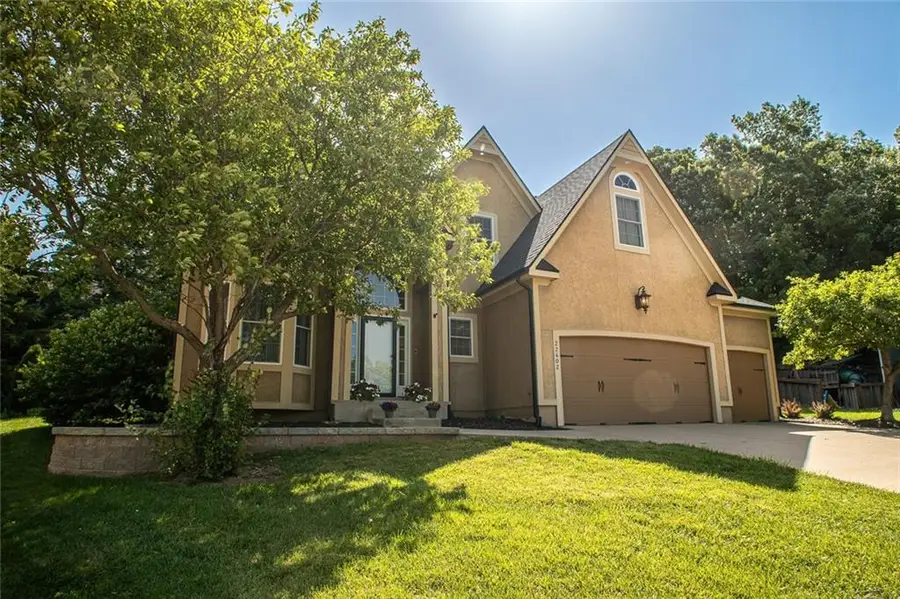 22402 W 45th Street, Shawnee, KS 66226 - #2