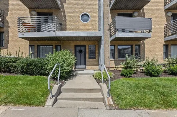 4528 N Broadway Boulevard #1N, Kansas City, MO 64111
