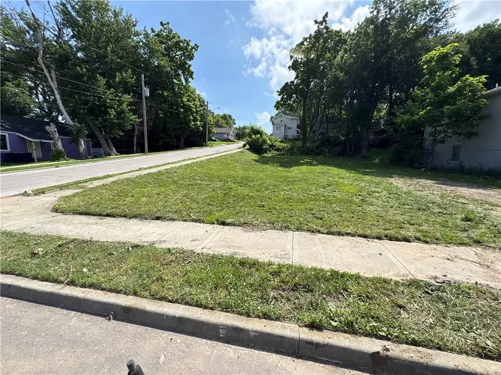 4203 Park Avenue, Kansas City, MO 64130 - #1