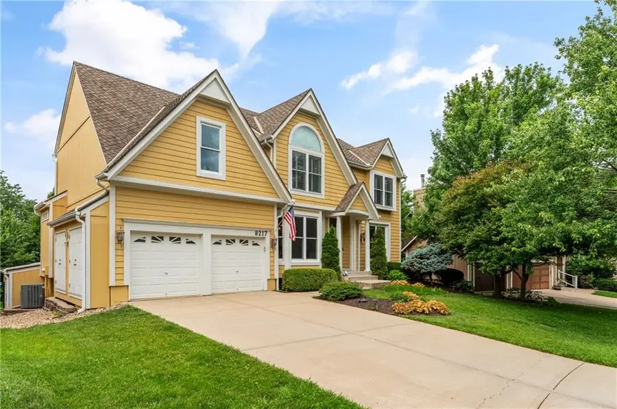 8217 W 146th Terrace, Overland Park, KS 66223 - #2