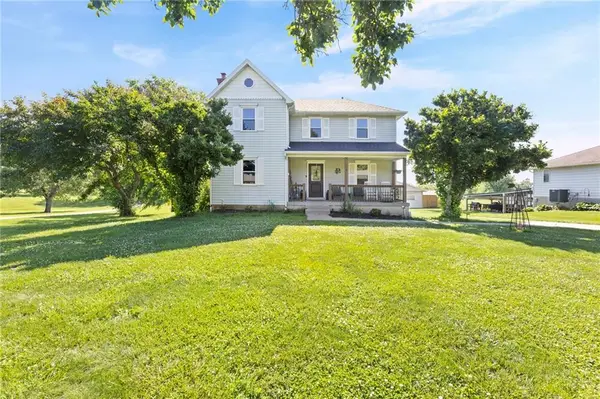 915 N 5th Street, Drexel, MO 64742