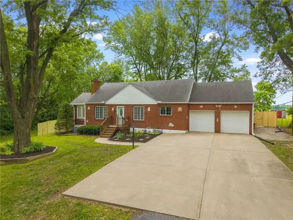 8715 State Avenue, Kansas City, KS 66112
