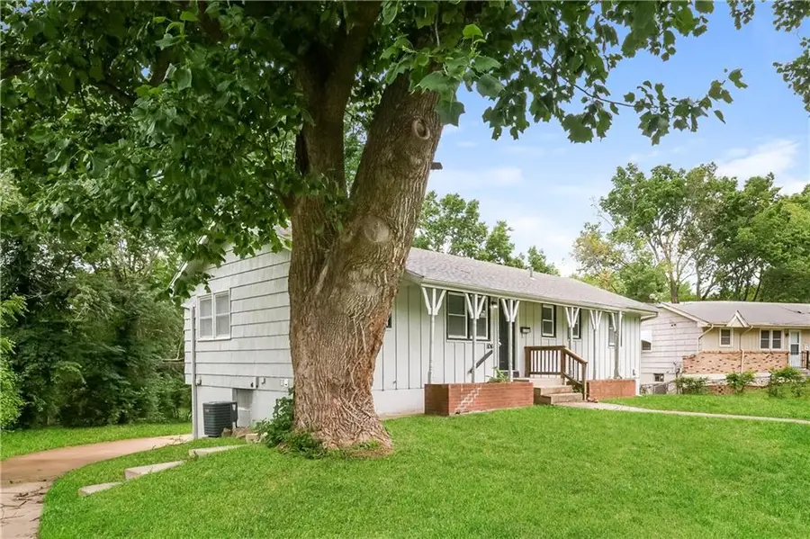 11016 E 51st Street, Kansas City, MO 64133 - #2