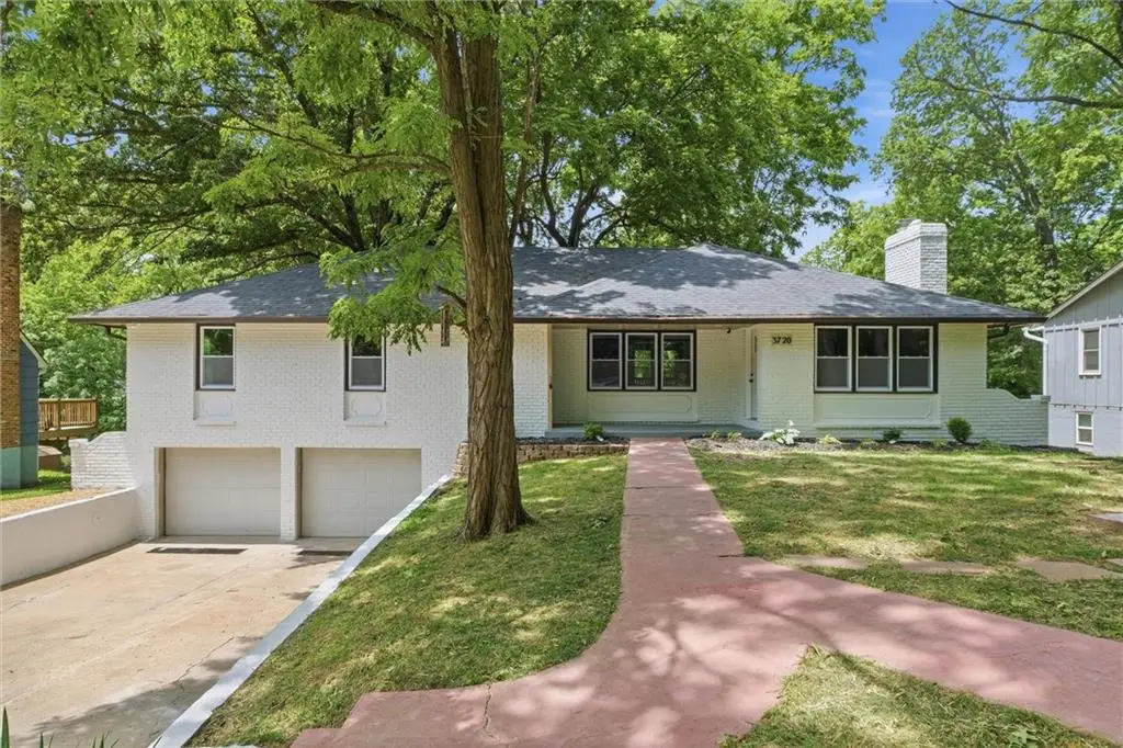 3720 Crescent Avenue, Kansas City, MO 64133 - #1