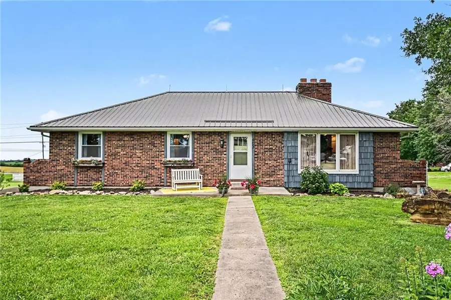 403 W Center Street, Polo, MO 64671 - #2