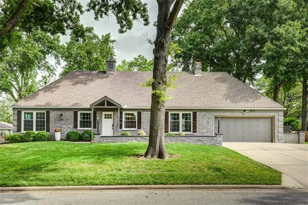 2016 W 83rd Terrace, Leawood, KS 66206 - #1