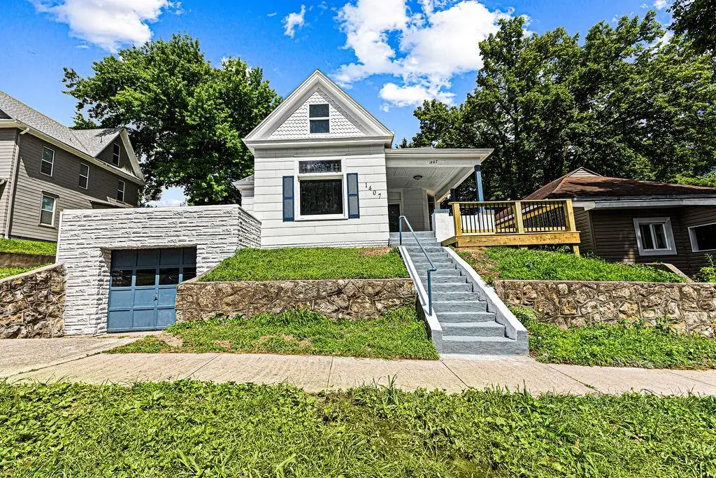 1407 N 2nd Street, Saint Joseph, MO 64505 - #1