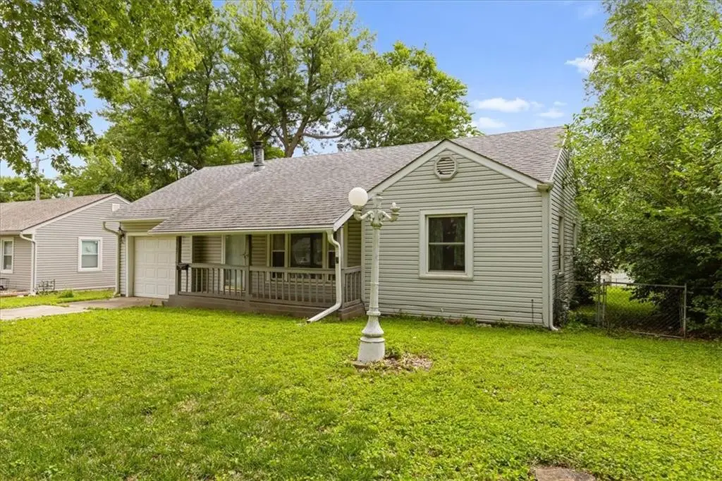 5507 Hunter Street, Kansas City, MO 64133 - #1