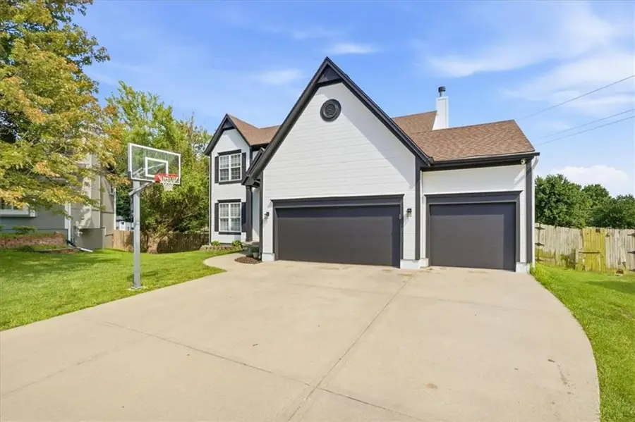 16345 S Warwick Street, Olathe, KS 66062 - #3