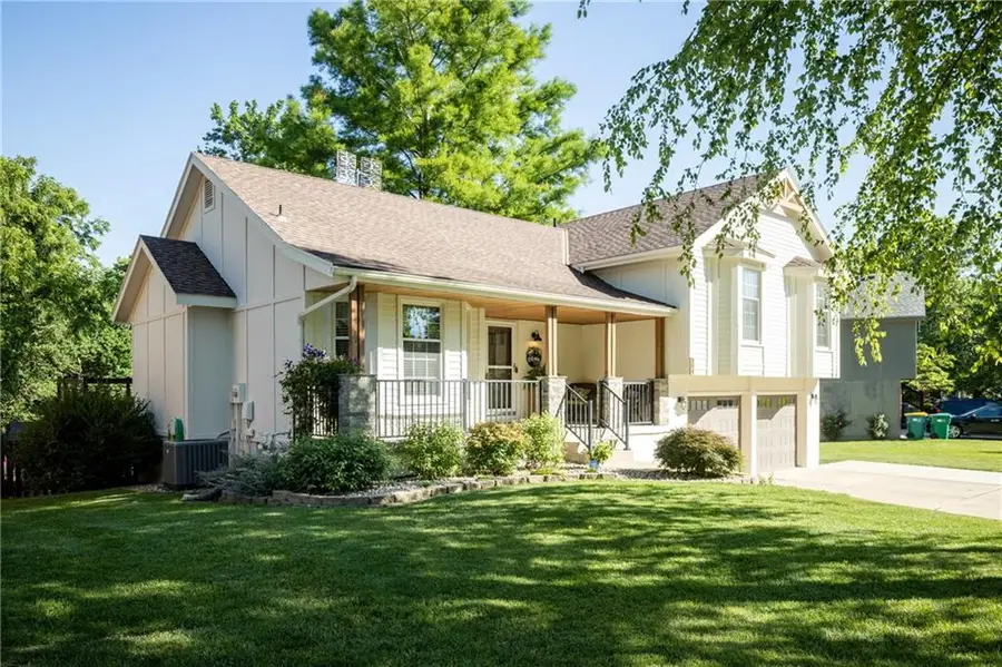 304 SE Brownfield Drive, Lees Summit, MO 64063 - #3